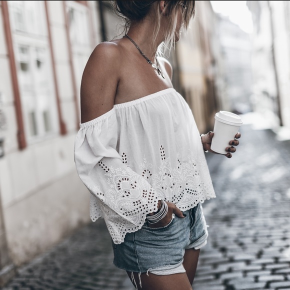 Zara Tops - ZARA //  white boho off shoulder eyelet top